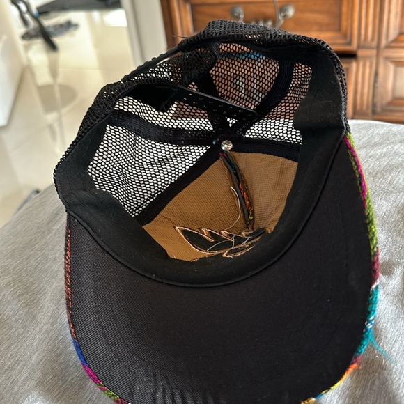 Gallo Cerveza Trucker Hat - Picture 4 of 4